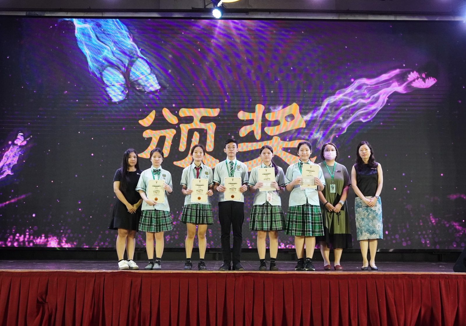 全国谢师恩征文比赛·南华独中学生获佳绩