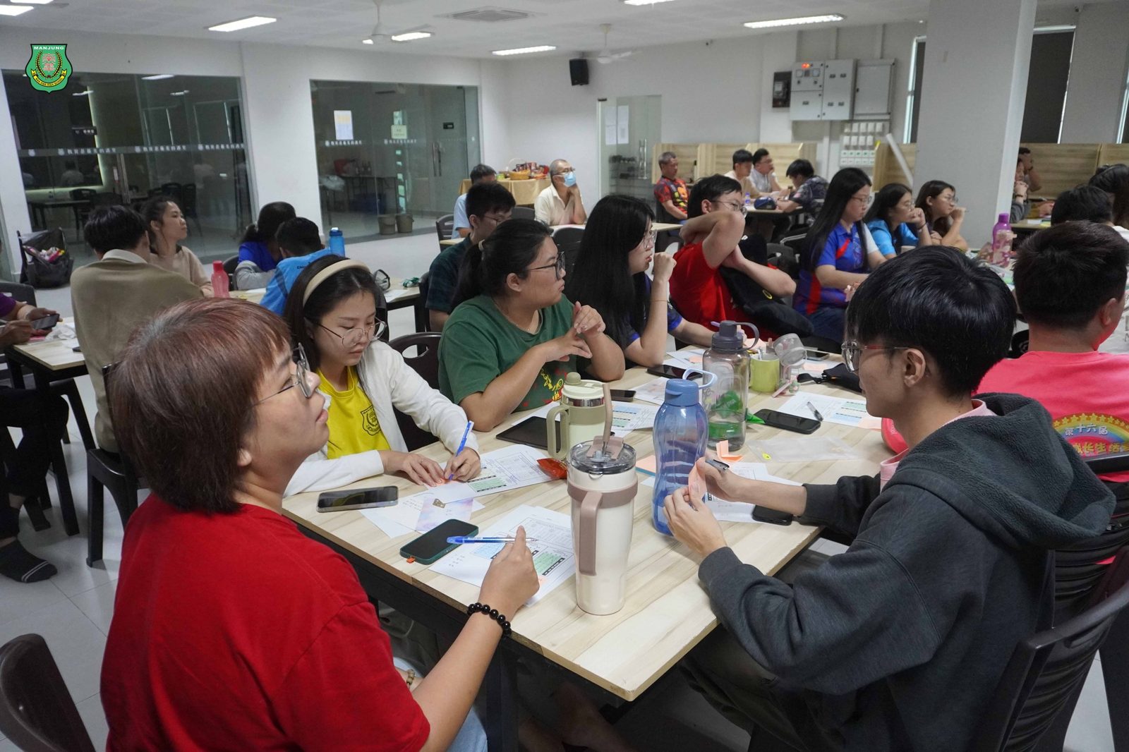 “教师幸福力”成焦点·南华独中共识营共筑教育幸福感