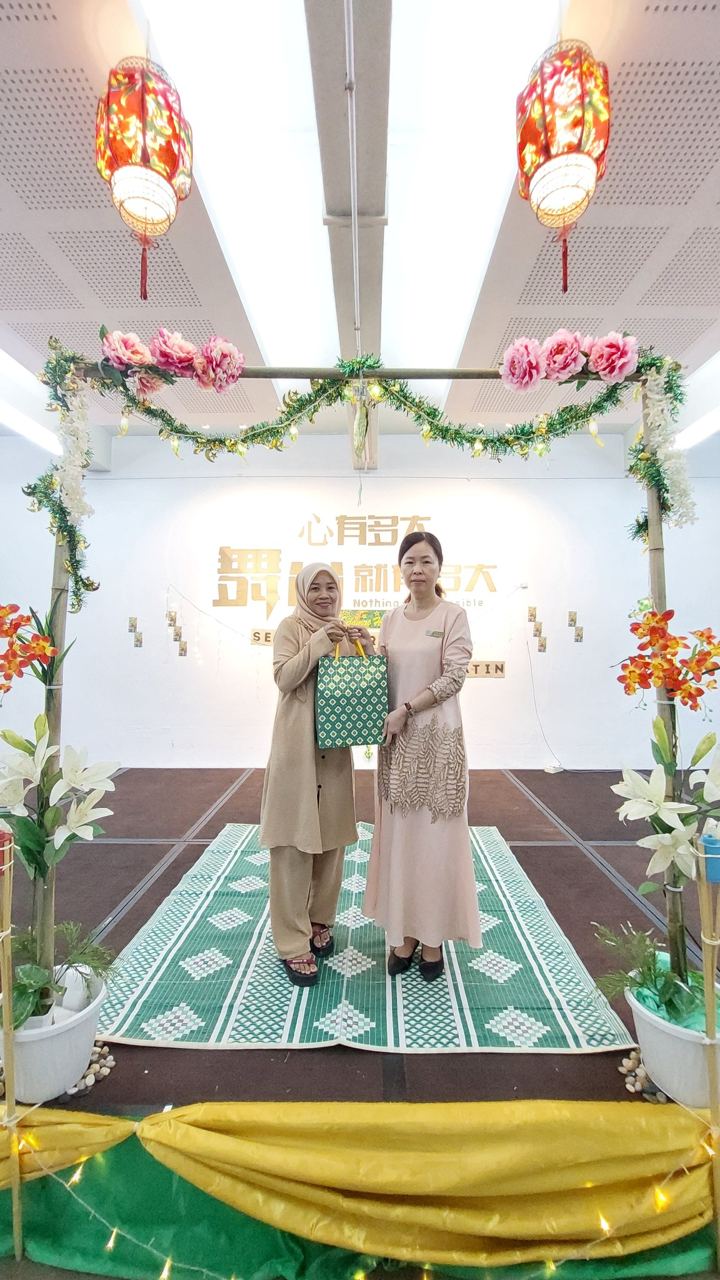 南华独中友族老师